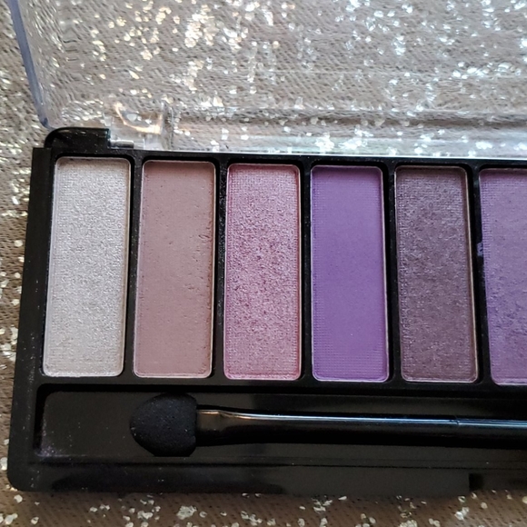 2/$15 Rimmel Magnifeyes Electric Violet - Picture 2 of 5